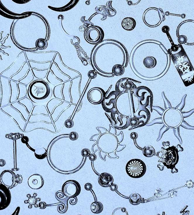 Piercingschmuck aller Art Brustschilder Bauchnabelschmuck Plug Bild Fragen und Antworten