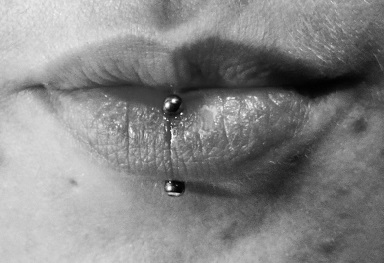 Bild Eskimo Lippenpiercing Piercing