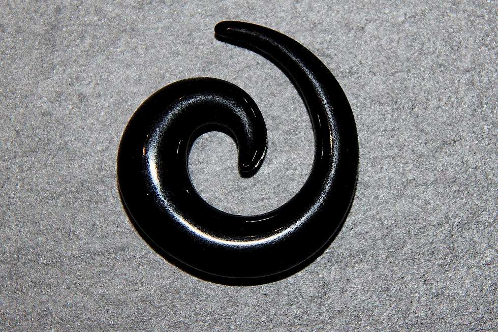 Spirale Spiral Dehen Ohrläppchen Bild Fragen und Antworten