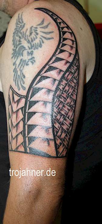 Bild maori Tattoo Arm
