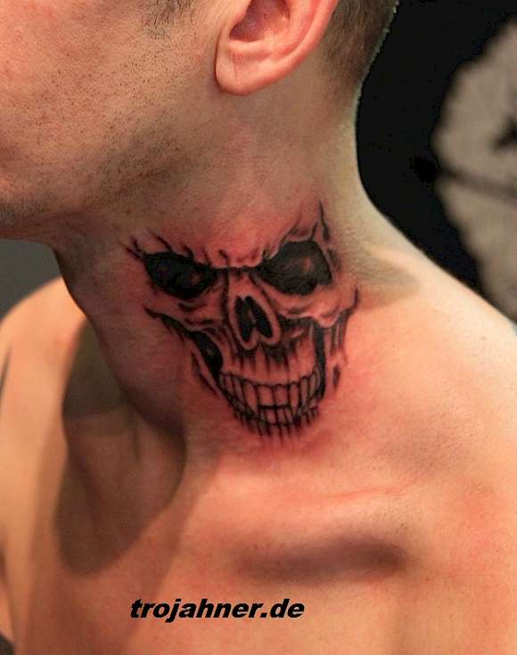 Bild Skull Schädel am Hals