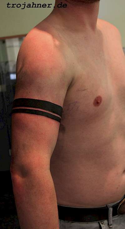 Bild balkentattoo armreif tattoo tätowierung Band Tätowierung tattoo dresden