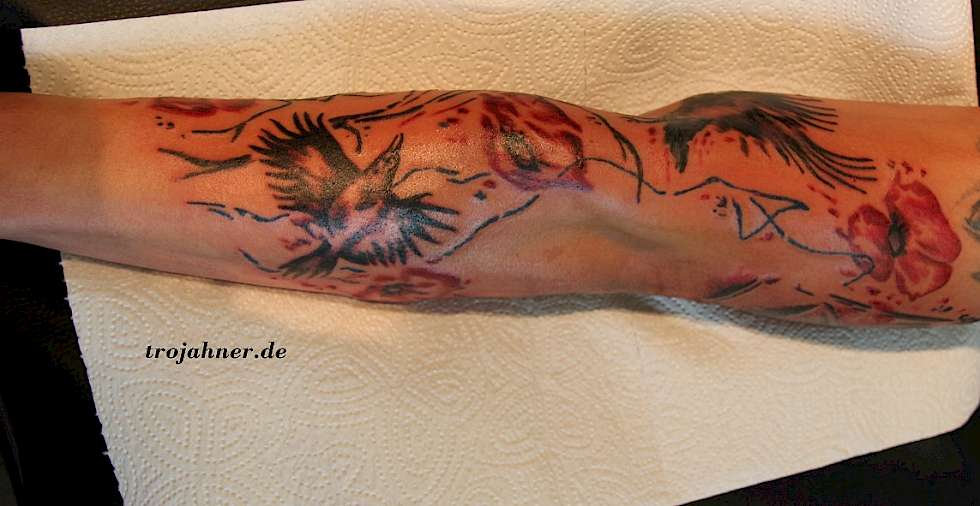 Bild aquarell tattoo rabe blumen