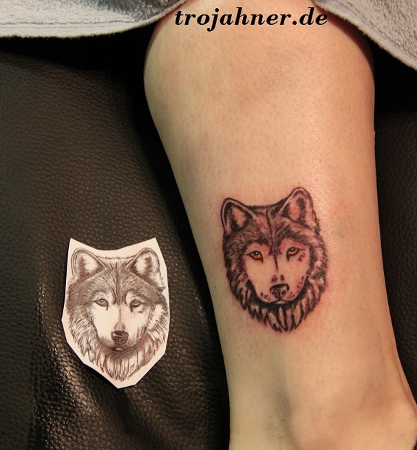 Bild Wolfskopf Tattoo