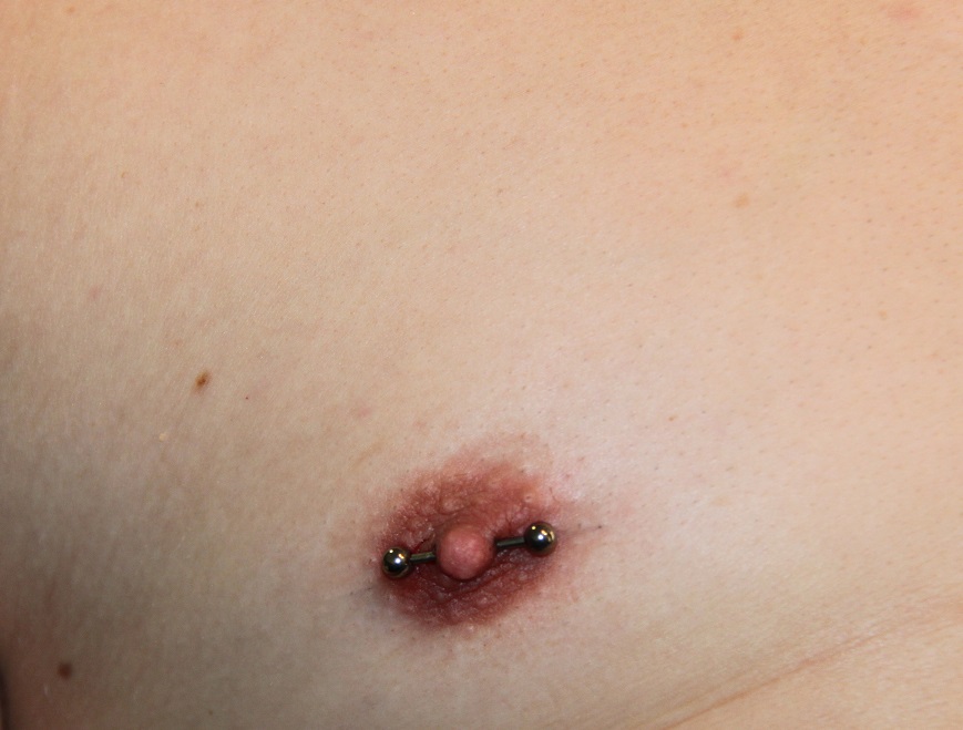 Männer nippel piercing