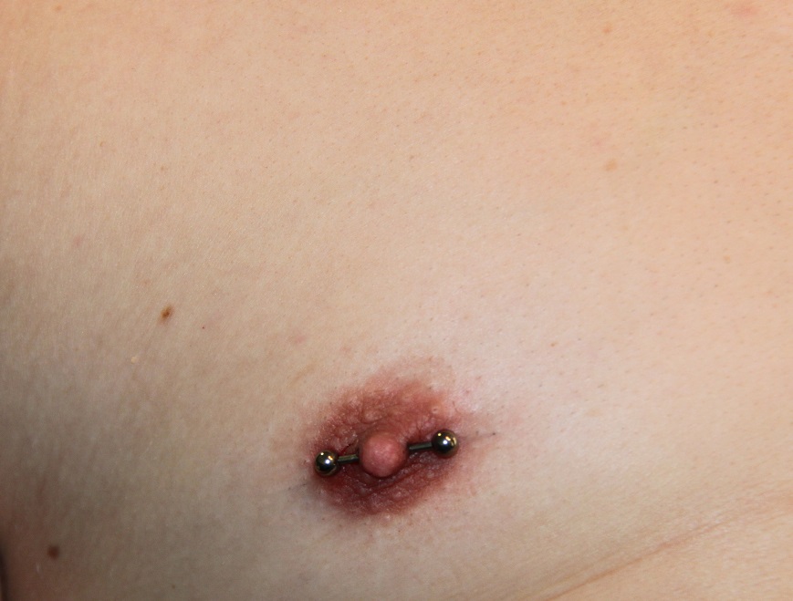 Bild Nippelpiercing Brustwarzenpiercing Piercing für Mann Brustwarzenpiercing