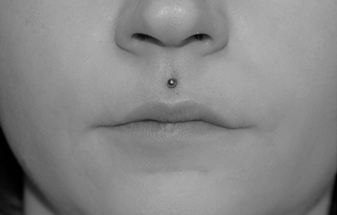 Medusa Piercing Medusapiercing Bild Piercing